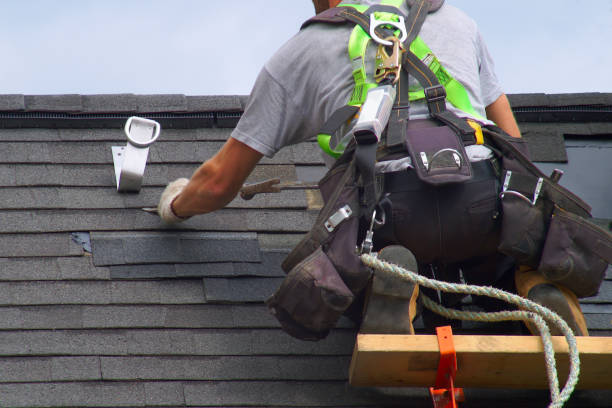 Quick and Trustworthy Emergency Roof Repair Services in Lake Barcroft, VA