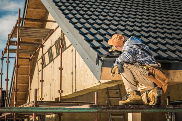 Best Roof Maintenance Services  in Lake Barcroft, VA